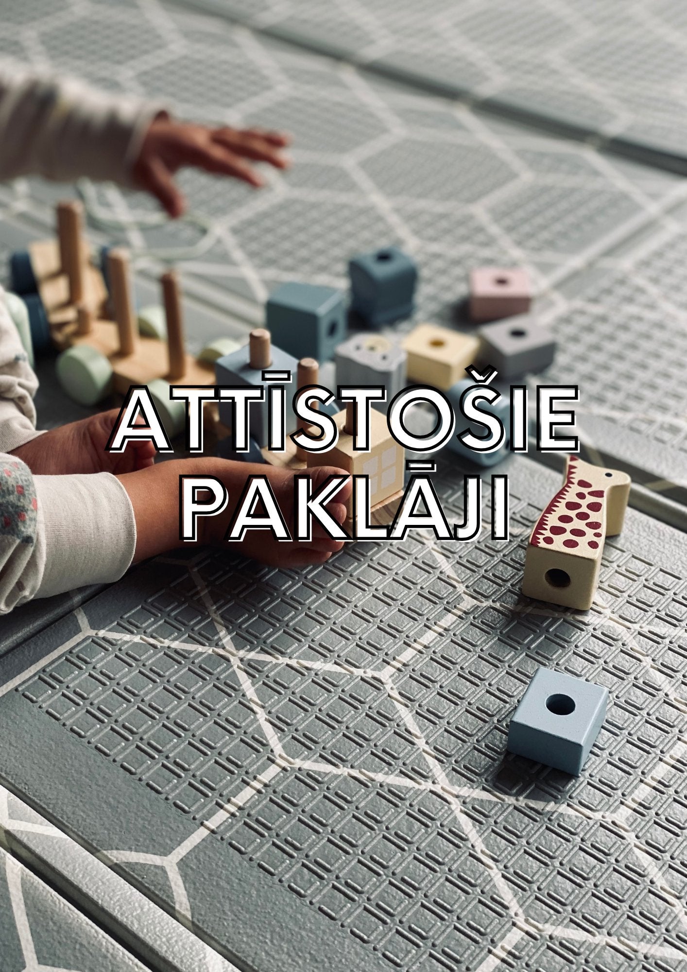 Attīstoši daudzfunkcionāli divpusēji paklājiņi